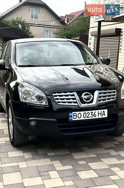 Внедорожник / Кроссовер Nissan Qashqai 2009 в 
