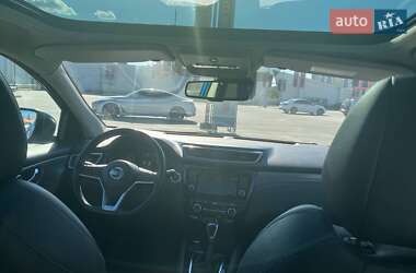 Внедорожник / Кроссовер Nissan Qashqai 2017 в 