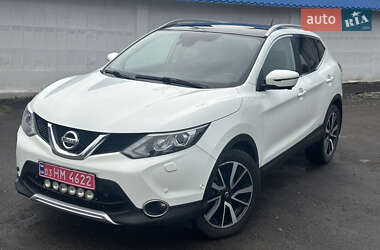 Внедорожник / Кроссовер Nissan Qashqai 2015 в Радивилове