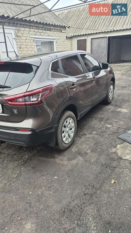 Внедорожник / Кроссовер Nissan Qashqai 2020 в Днепре