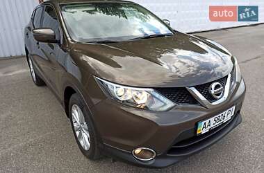 Позашляховик / Кросовер Nissan Qashqai 2015 в Києві