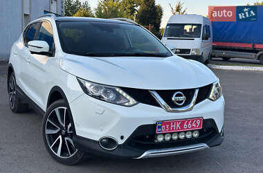 Внедорожник / Кроссовер Nissan Qashqai 2015 в Полтаве