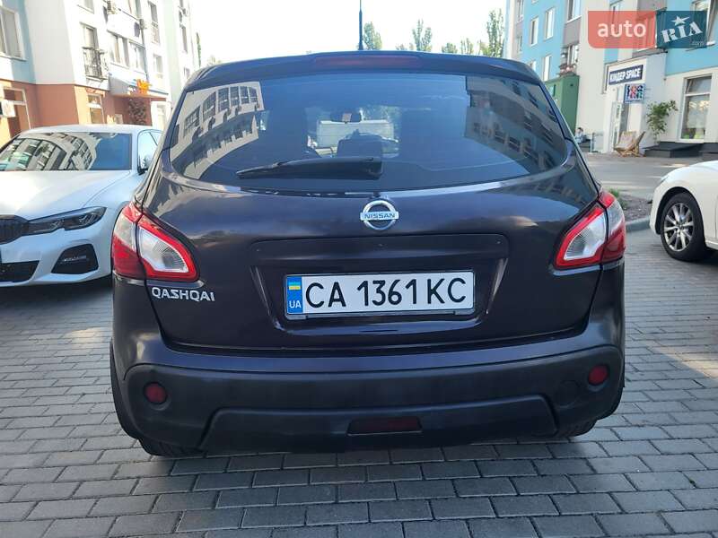 Позашляховик / Кросовер Nissan Qashqai 2010 в Черкасах фото 5 Позашляховик / Кросовер Nissan Qashqai 2010 в Черкасах