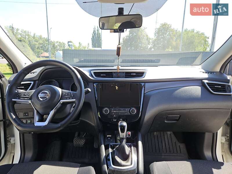 Внедорожник / Кроссовер Nissan Qashqai 2020 в Киеве