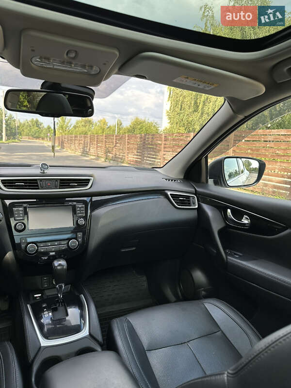 Позашляховик / Кросовер Nissan Qashqai 2015 в Києві