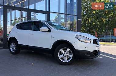Внедорожник / Кроссовер Nissan Qashqai 2011 в 