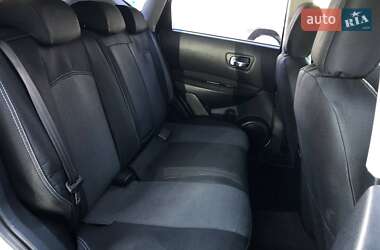 Внедорожник / Кроссовер Nissan Qashqai 2011 в 