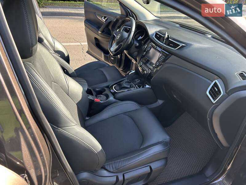 Внедорожник / Кроссовер Nissan Qashqai 2018 в Киеве