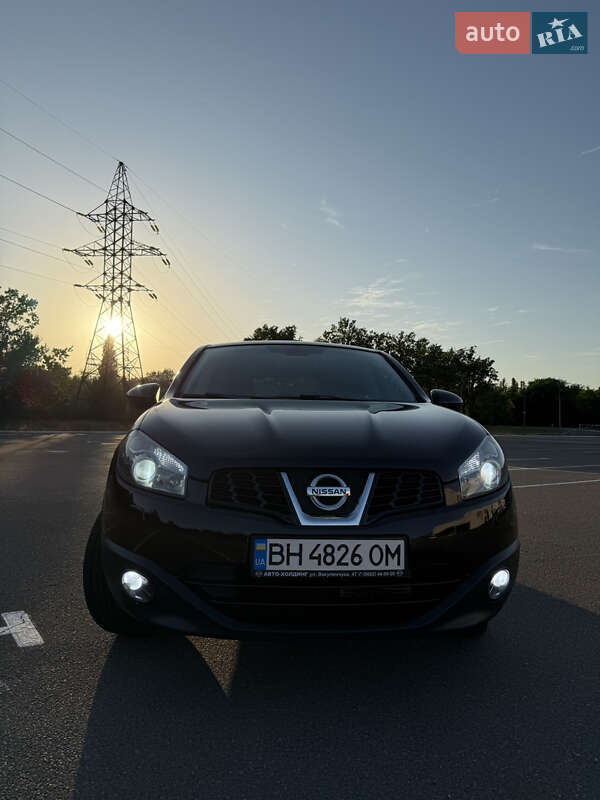Внедорожник / Кроссовер Nissan Qashqai 2013 в Одессе