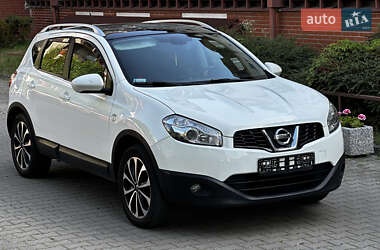 Внедорожник / Кроссовер Nissan Qashqai 2010 в Славуте