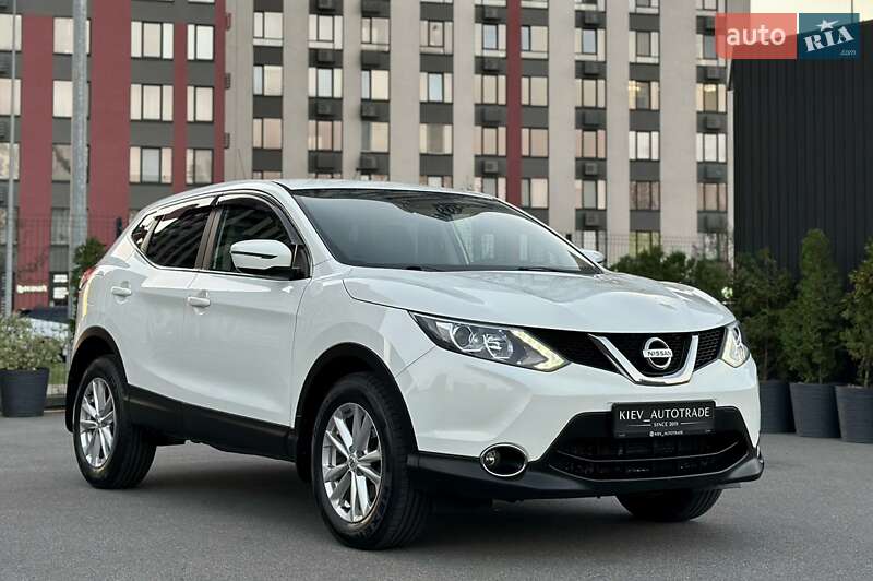 Внедорожник / Кроссовер Nissan Qashqai 2016 в Киеве