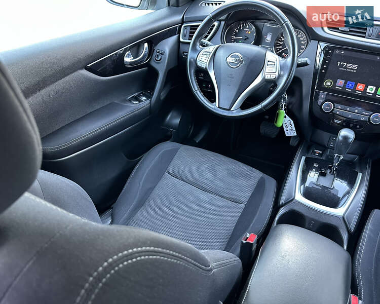 Внедорожник / Кроссовер Nissan Qashqai 2016 в Киеве