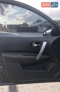 Внедорожник / Кроссовер Nissan Qashqai 2008 в 