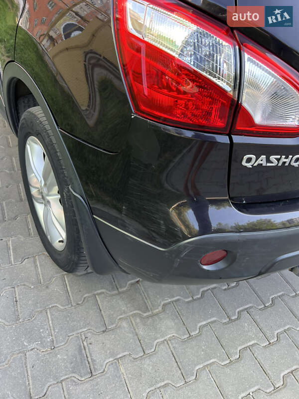 Внедорожник / Кроссовер Nissan Qashqai 2010 в Хмельницком