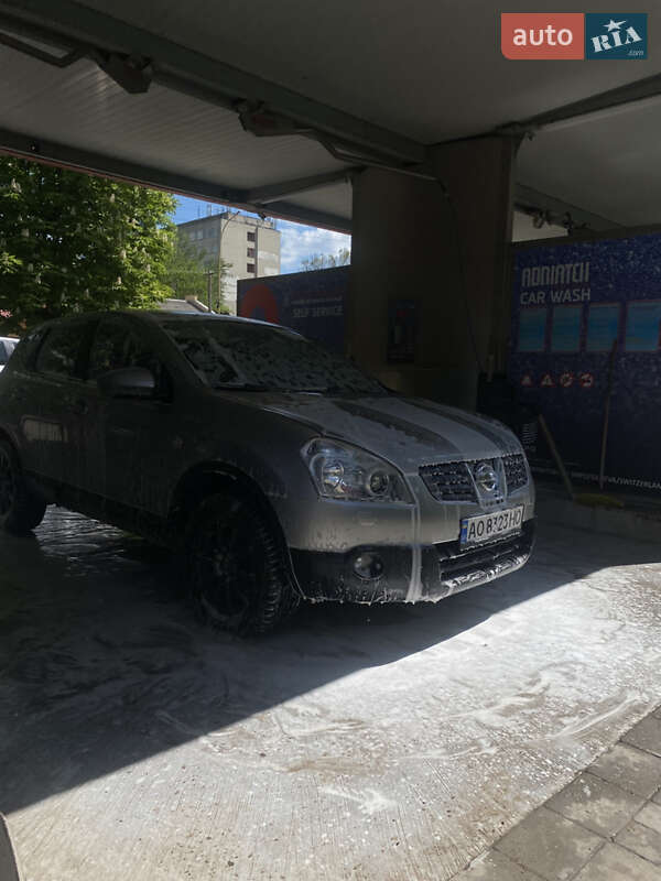 Внедорожник / Кроссовер Nissan Qashqai 2007 в Ужгороде