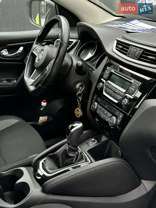 Внедорожник / Кроссовер Nissan Qashqai 2017 в Львове