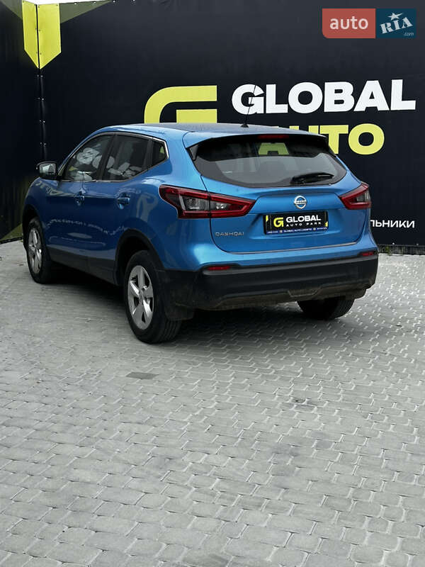 Внедорожник / Кроссовер Nissan Qashqai 2017 в Львове