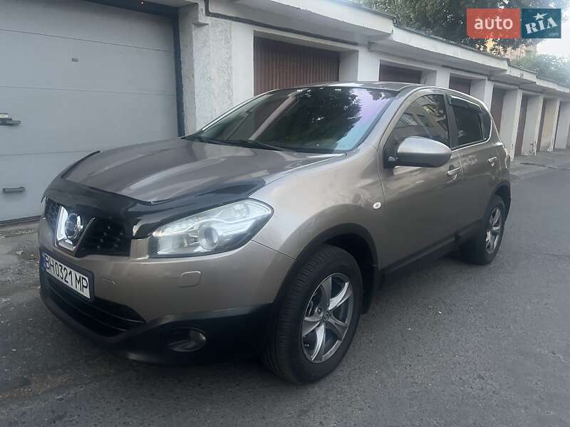 Внедорожник / Кроссовер Nissan Qashqai 2010 в Одессе
