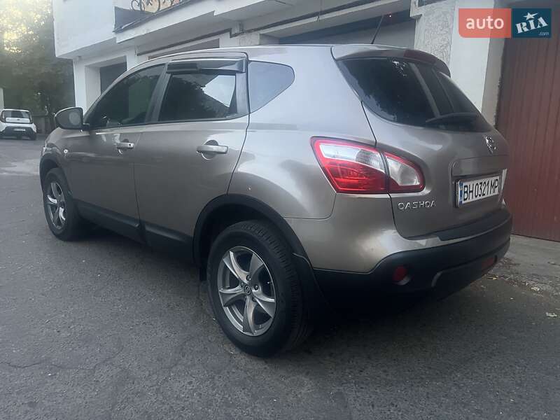 Внедорожник / Кроссовер Nissan Qashqai 2010 в Одессе