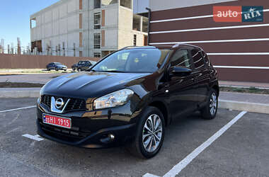 Внедорожник / Кроссовер Nissan Qashqai 2011 в Умани