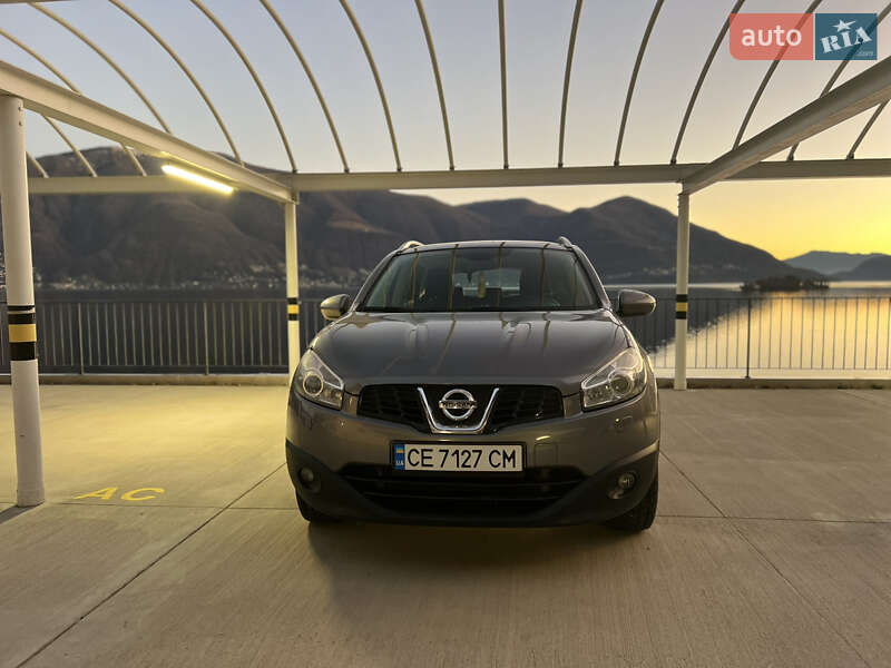 Внедорожник / Кроссовер Nissan Qashqai 2011 в Черновцах