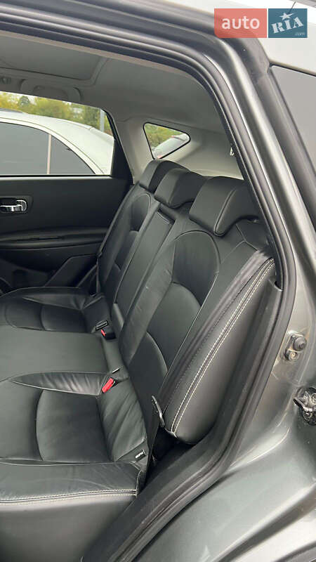 Внедорожник / Кроссовер Nissan Qashqai 2011 в Черновцах