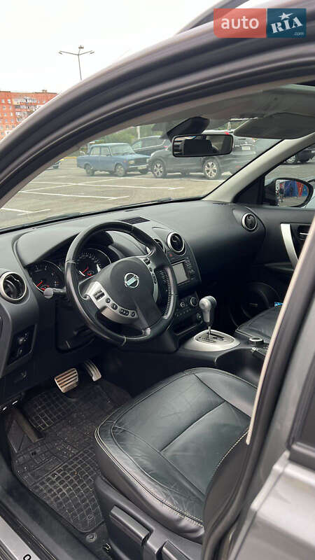 Внедорожник / Кроссовер Nissan Qashqai 2011 в Черновцах