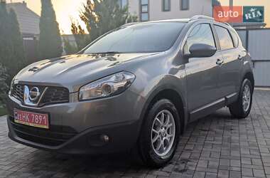 Позашляховик / Кросовер Nissan Qashqai 2011 в Вінниці