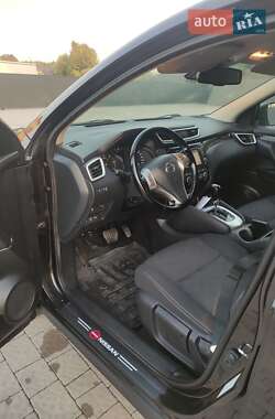 Внедорожник / Кроссовер Nissan Qashqai 2014 в 