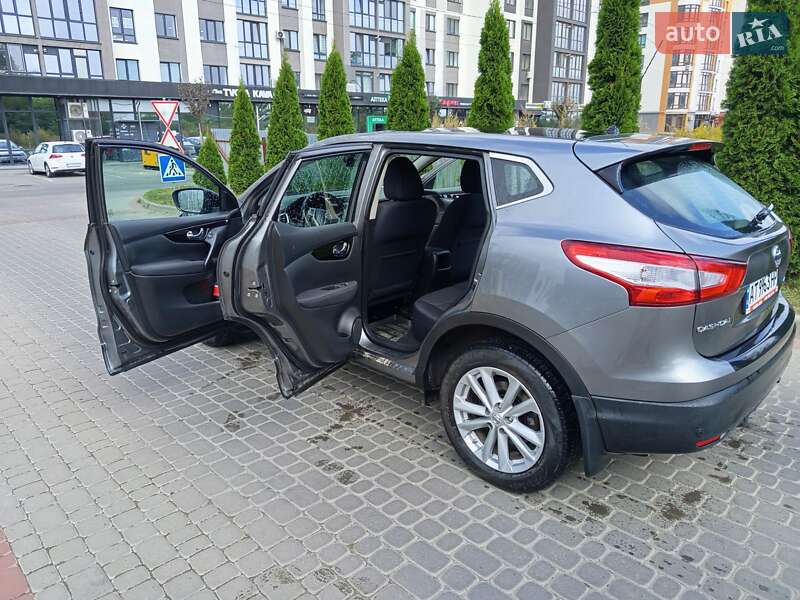 Внедорожник / Кроссовер Nissan Qashqai 2014 в Ивано-Франковске фото 5 Внедорожник / Кроссовер Nissan Qashqai 2014 в Ивано-Франковске