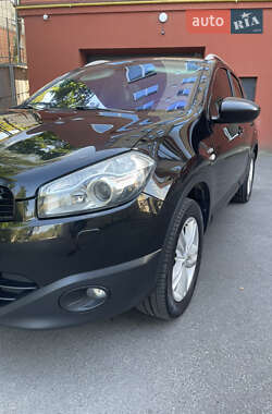Внедорожник / Кроссовер Nissan Qashqai 2010 в 