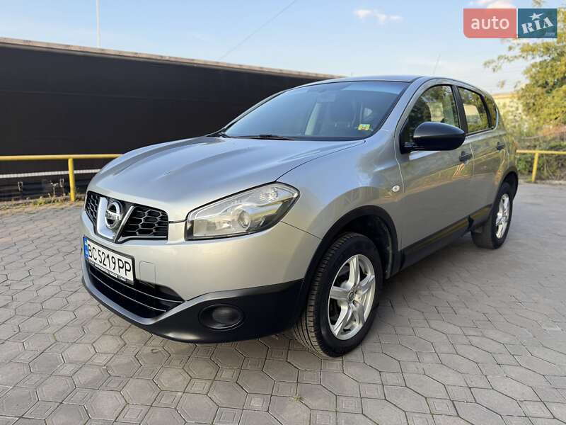 Внедорожник / Кроссовер Nissan Qashqai 2011 в Львове фото 2 Внедорожник / Кроссовер Nissan Qashqai 2011 в Львове