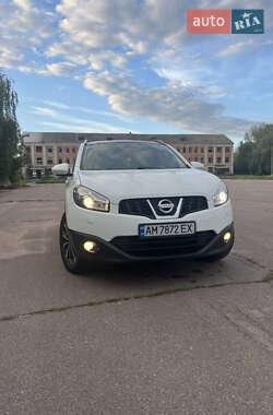 Внедорожник / Кроссовер Nissan Qashqai 2011 в 