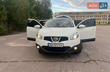 Внедорожник / Кроссовер Nissan Qashqai 2011 в 