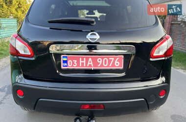 Внедорожник / Кроссовер Nissan Qashqai 2010 в 