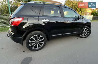 Внедорожник / Кроссовер Nissan Qashqai 2010 в 