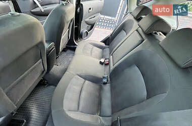 Внедорожник / Кроссовер Nissan Qashqai 2010 в 