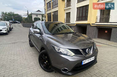 Позашляховик / Кросовер Nissan Qashqai 2015 в Івано-Франківську