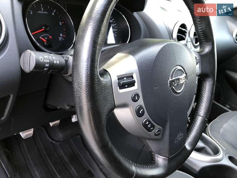 Внедорожник / Кроссовер Nissan Qashqai 2011 в Хмельницком