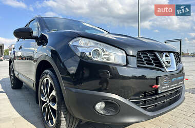 Внедорожник / Кроссовер Nissan Qashqai 2012 в 