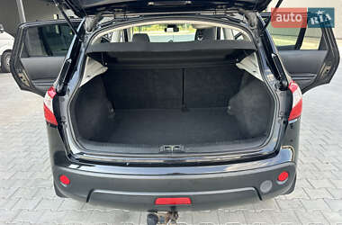 Внедорожник / Кроссовер Nissan Qashqai 2012 в 