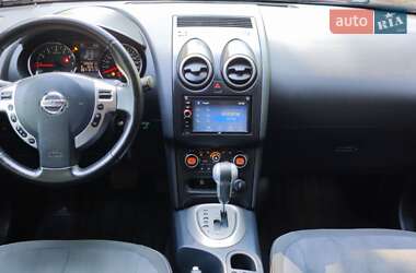 Позашляховик / Кросовер Nissan Qashqai 2010 в 