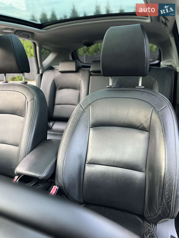 Позашляховик / Кросовер Nissan Qashqai 2010 в Стрию