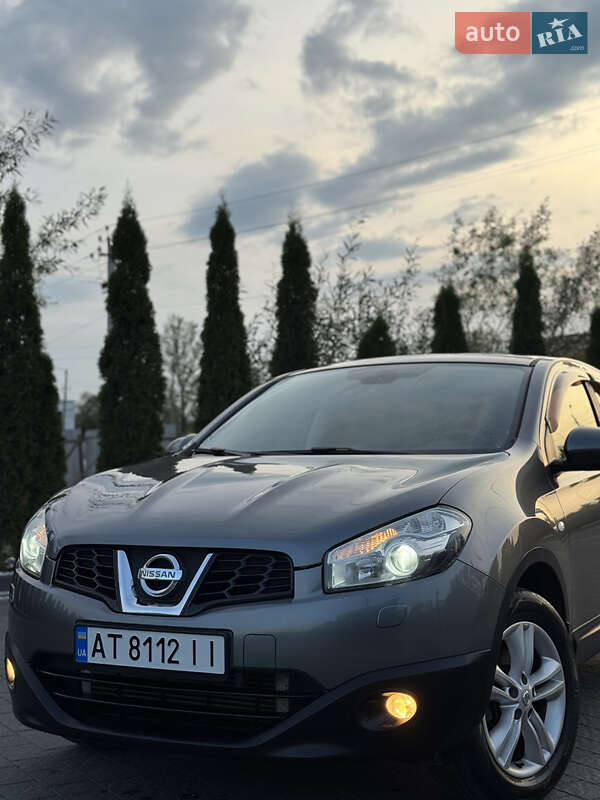 Позашляховик / Кросовер Nissan Qashqai 2011 в Надвірній