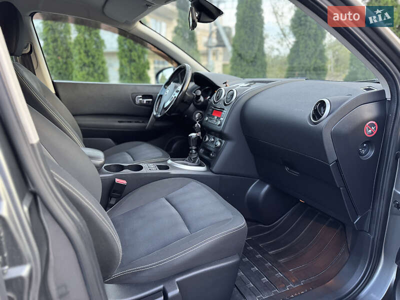 Позашляховик / Кросовер Nissan Qashqai 2011 в Надвірній