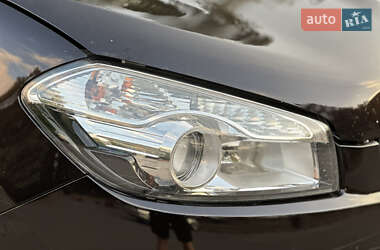 Внедорожник / Кроссовер Nissan Qashqai 2010 в 
