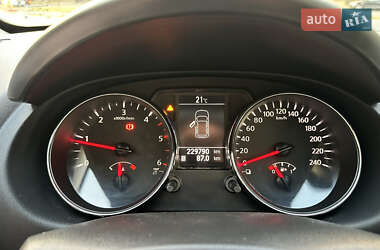 Внедорожник / Кроссовер Nissan Qashqai 2010 в 