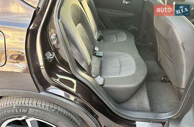 Внедорожник / Кроссовер Nissan Qashqai 2010 в 