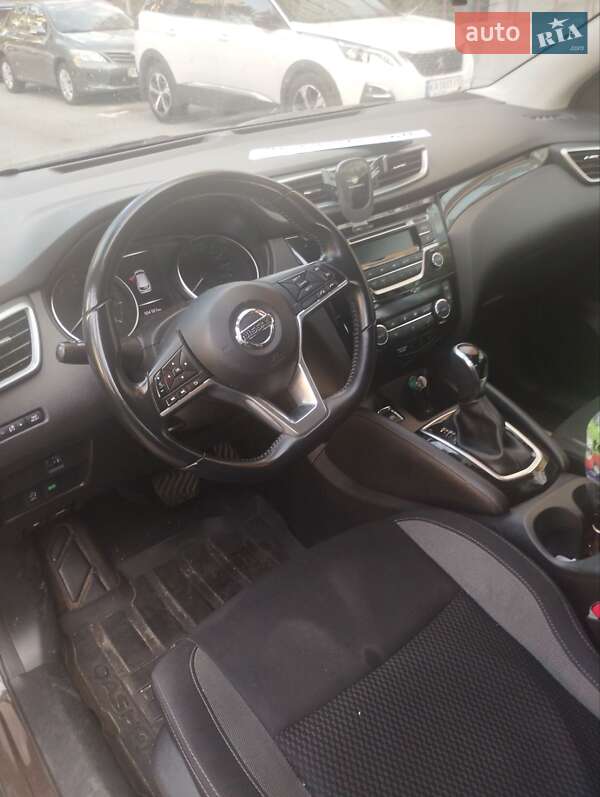 Внедорожник / Кроссовер Nissan Qashqai 2018 в Киеве