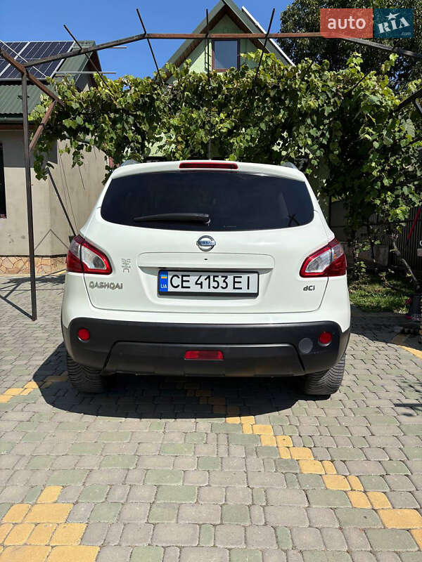 Позашляховик / Кросовер Nissan Qashqai 2012 в Чернівцях фото 4 Позашляховик / Кросовер Nissan Qashqai 2012 в Чернівцях
